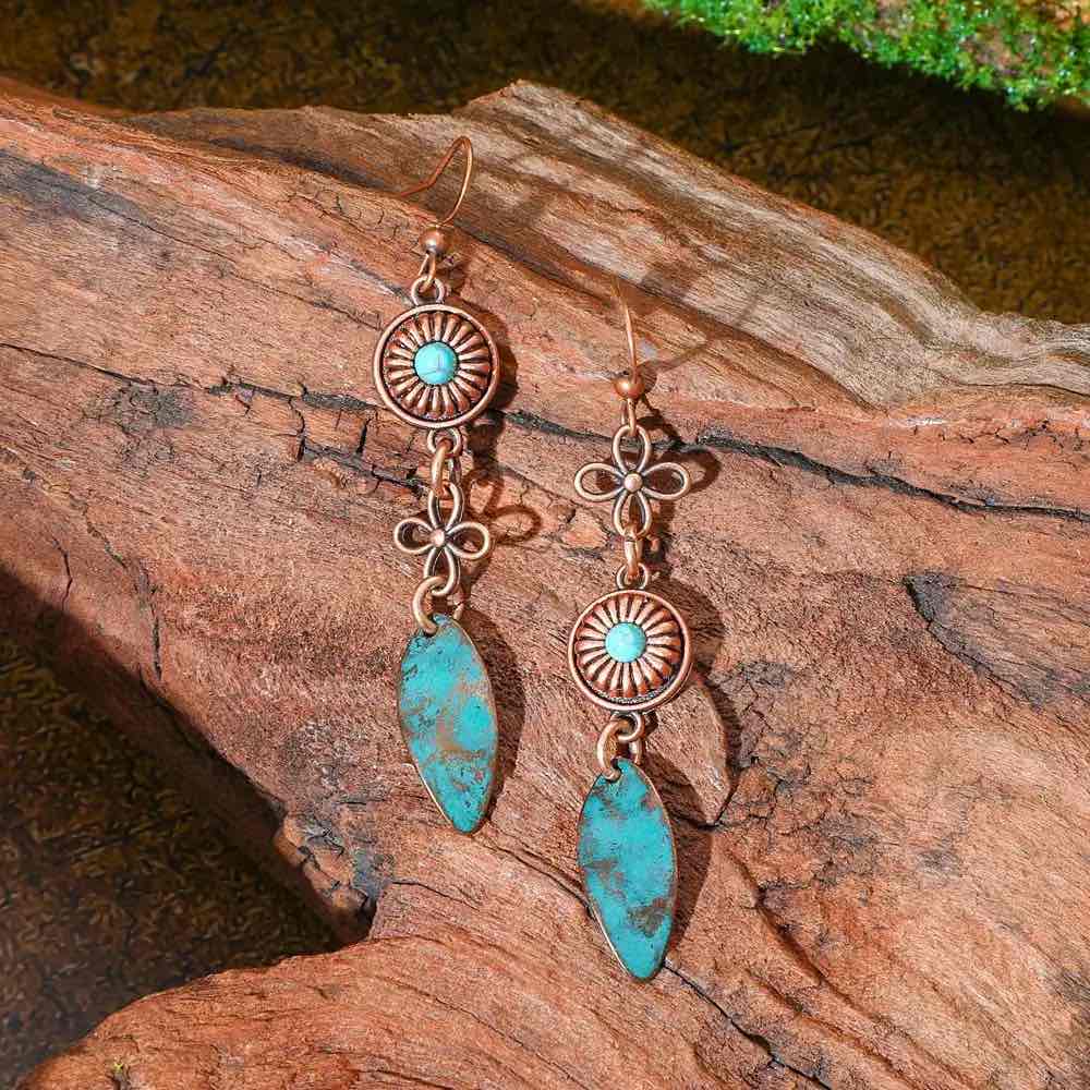 Premium - Oxidized Copper Leaf Earrings - style 3