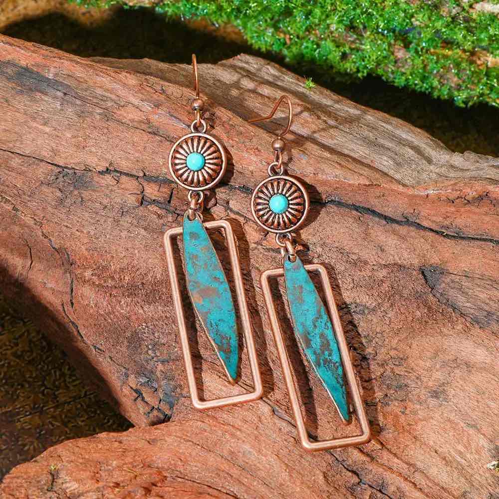 Premium - Oxidized Copper Leaf Earrings - style 1