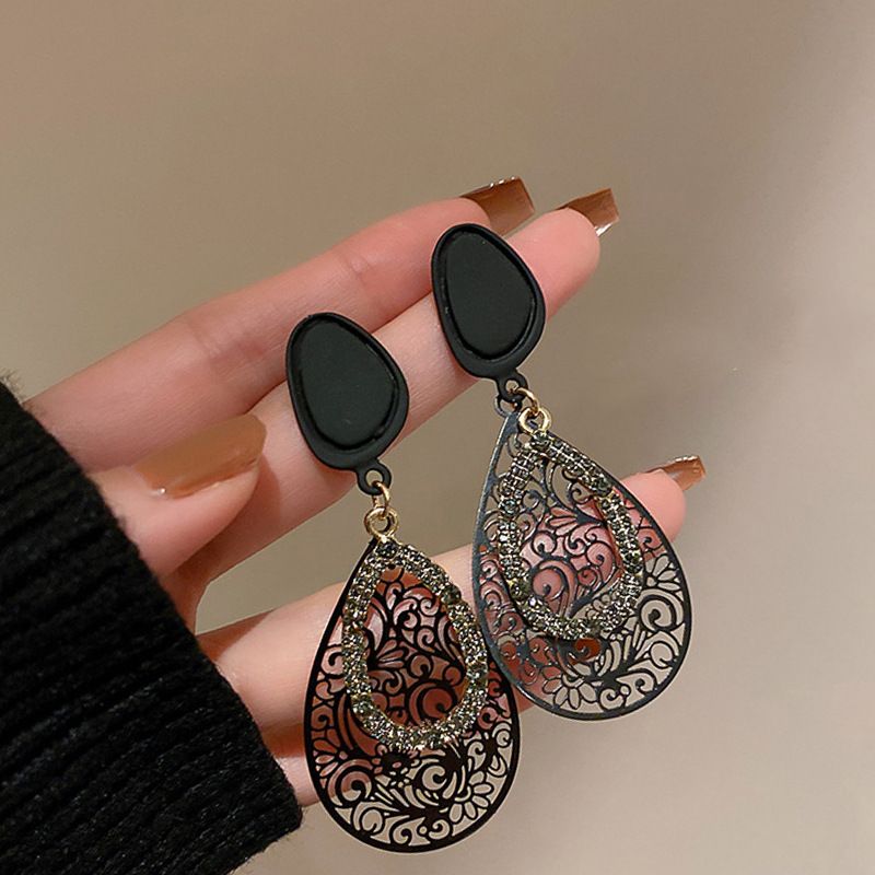 Image of an earring - Black Earrings - Evening Teardrop Earrings by Zuzus Trove