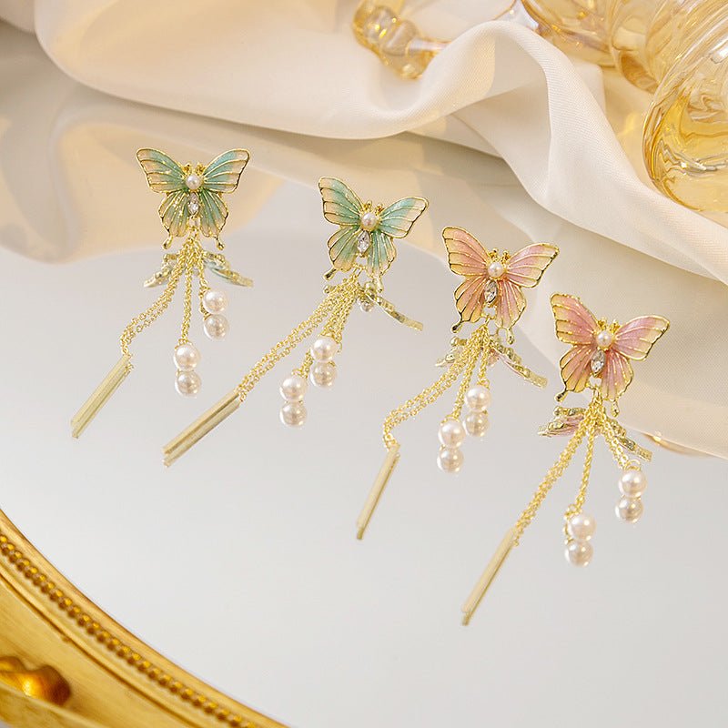 Image of an earring - Butterfly Earrings - Luxury Chain Pearl Earrings - Hypoallergenic Alloy - Green by Zuzus Trove