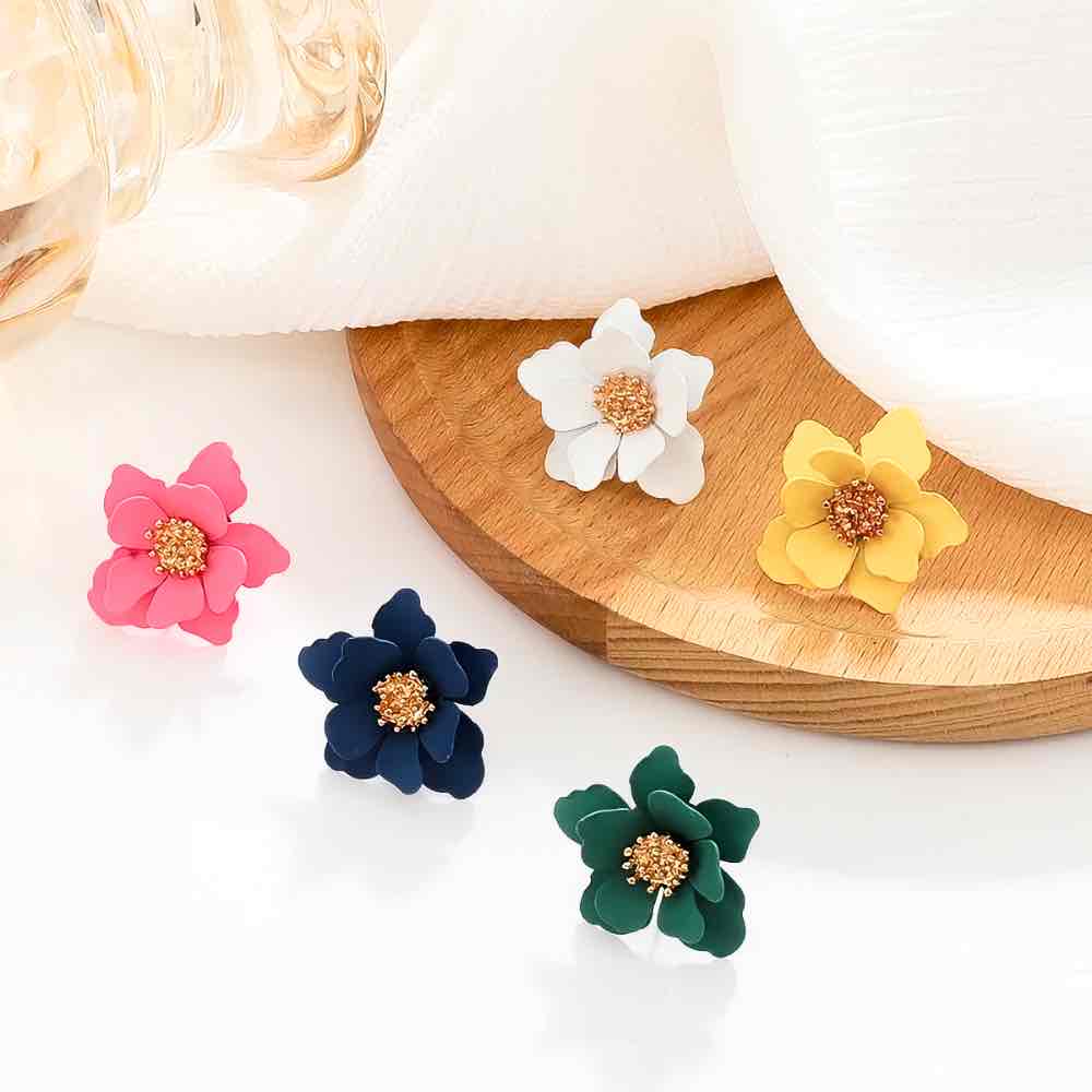 Image of an earring - Simple Flower Studs by Zuzus Trove